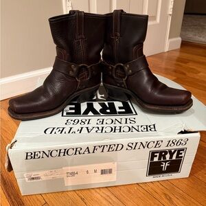 Frye 77455 Harness 8R women’s Brown Leather Boots size 6